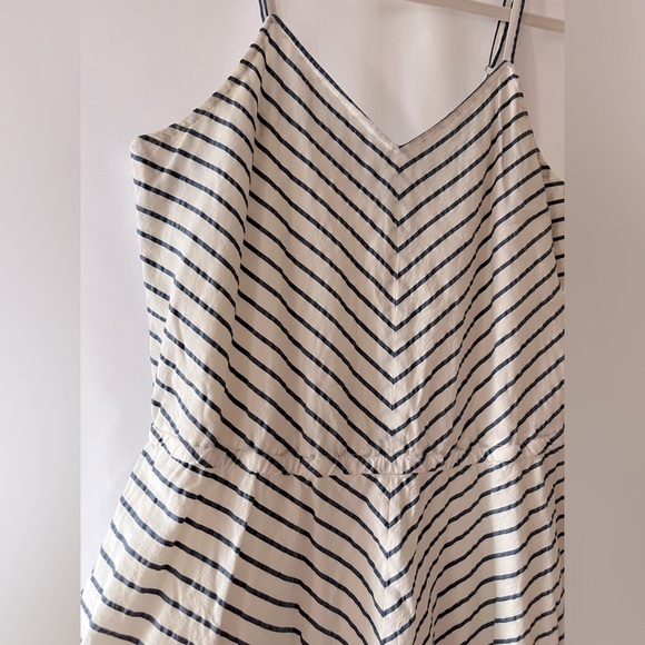 L L Bean Signature - cotton/linen striped dress - size 6 - Picture 5 of 8